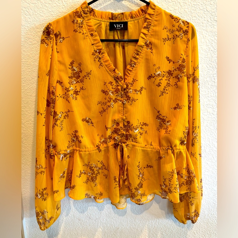 Vici Yellow Floral long sleeve blouse with sheer sleeves and bottom - medium - Picture 2 of 5